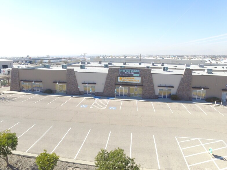 More Photos Of 11500 Pellicano Dr, El Paso Showroom For Lease