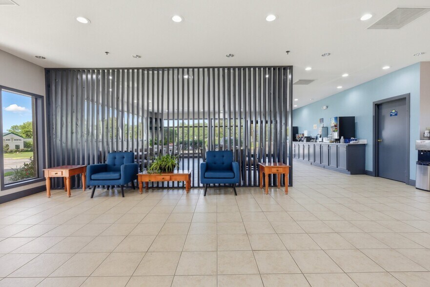 More Photos Of 1011 Highway 64 E, Wynne Hotel For Sale