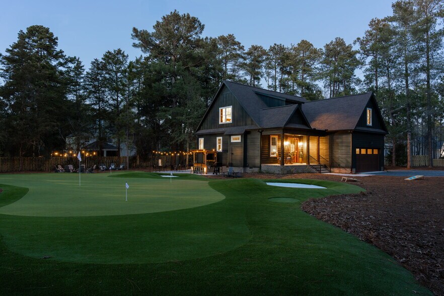 More Photos Of 180 Aiken Rd, Southern Pines General Retail For Sale