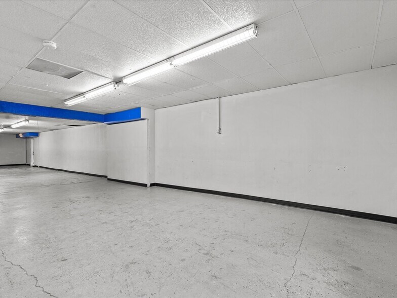 More Photos Of 61 W Central Ave, Lake Wales Flex For Sale