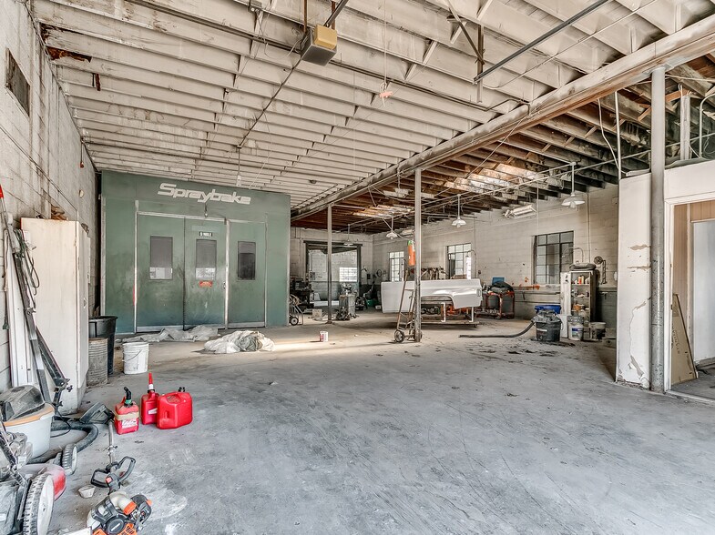 More Photos Of 227 W MacArthur Dr, Midwest City Auto Repair For Sale