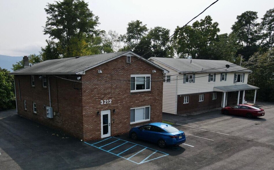 More Photos Of 3212 US Route 9W, New Windsor Township Medical For Lease