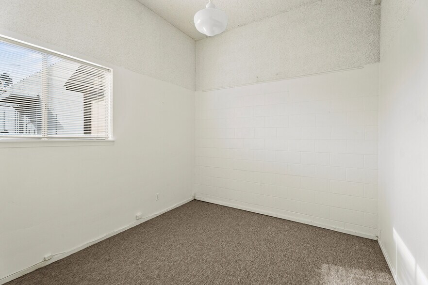 More Photos Of 185 E Church St, Ukiah Office For Sale