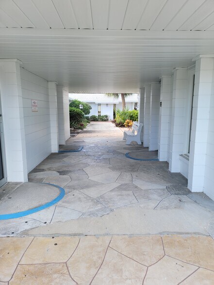 More Photos Of 1601 Rickenbacker Dr, Sun City Center Medical For Lease