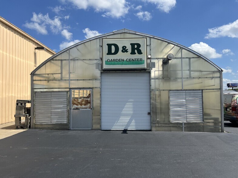 More Photos Of 101-141 N Creasy, Lafayette Unknown For Lease