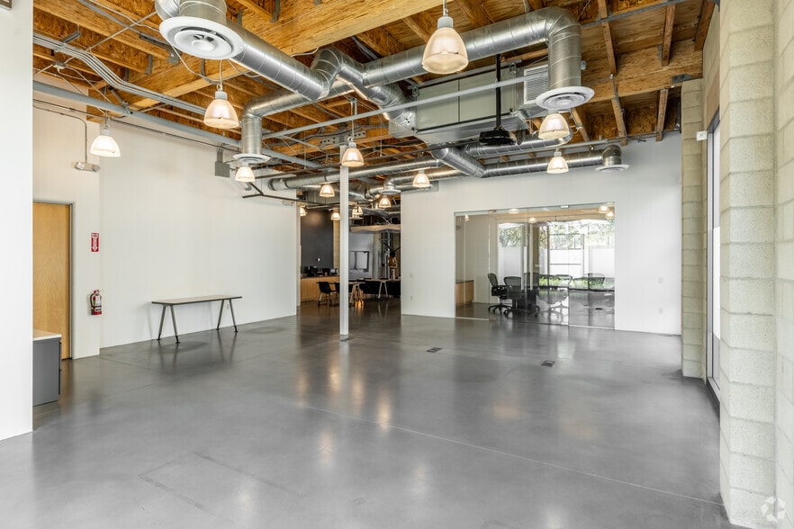 More Photos Of 9930 Irvine Center Dr, Irvine Loft Creative Space For Lease