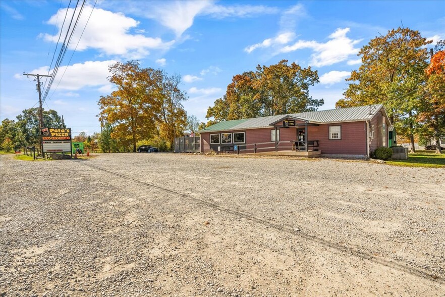 Primary Photo Of 852 Southern Hwy, Mineral Wells Industrial For Sale