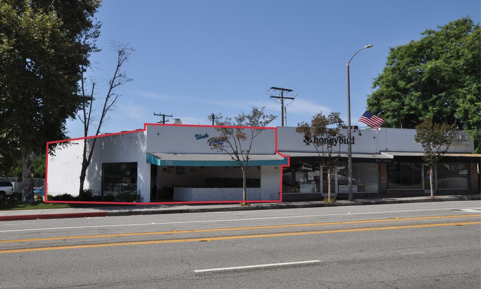 More Photos Of 712-716 Foothill Blvd, La Cañada Flintridge Restaurant For Lease
