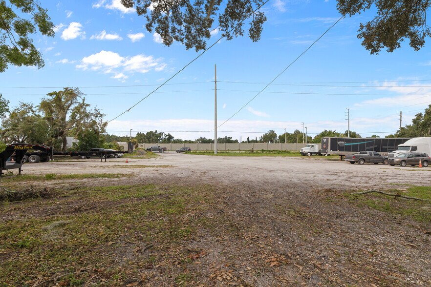 More Photos Of 621 Oaklando Dr, Altamonte Springs Land For Sale