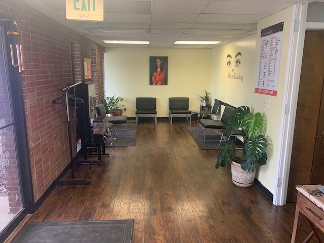 More Photos Of 4726 Calumet Ave, Hammond Storefront For Sale