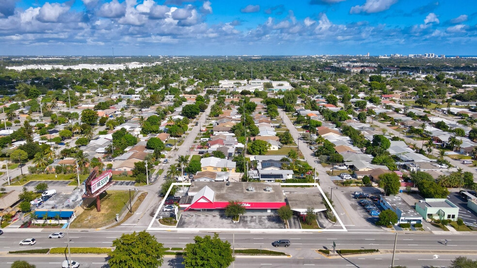More Photos Of 1601 E Sample Rd, Pompano Beach Freestanding For Sale