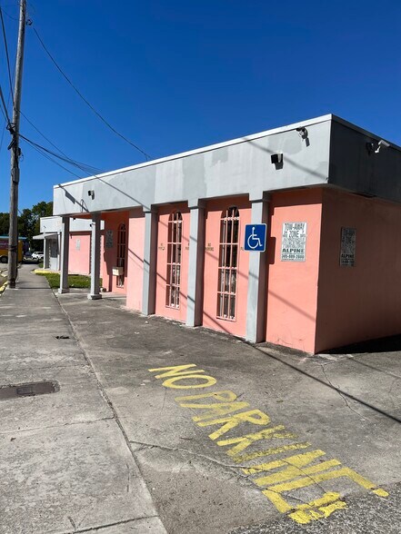 More Photos Of 3250 S Dixie Hwy, Miami Medical For Sale