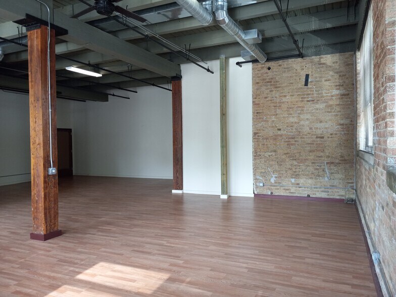 More Photos Of 5100 N Ravenswood Ave, Chicago Loft Creative Space For Lease