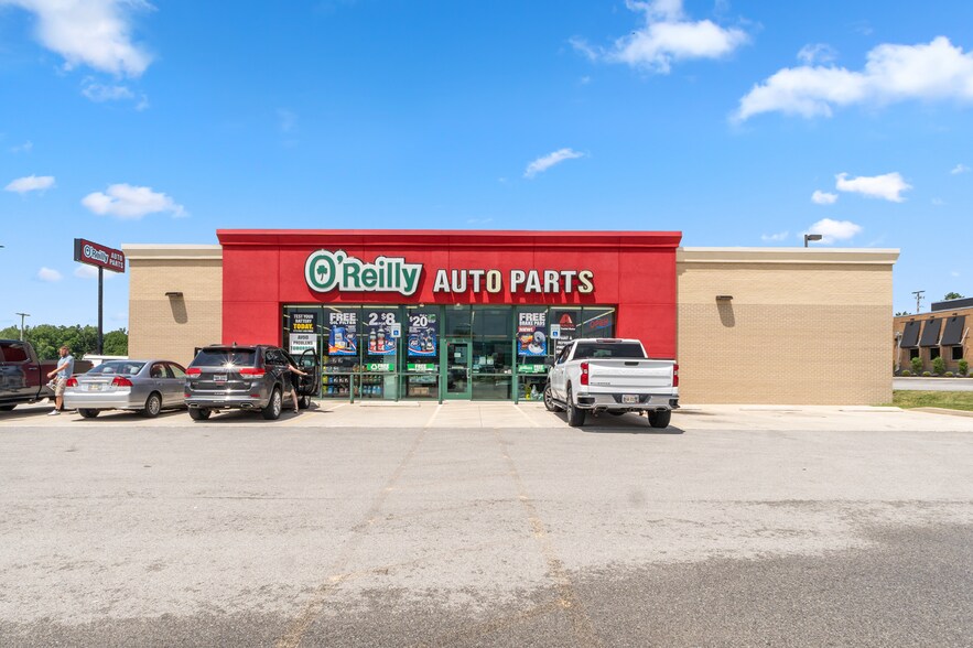 More Photos Of 440 Fortman Dr, Saint Marys Freestanding For Sale