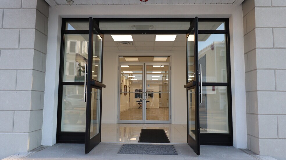 More Photos Of 1010 Edgewater Ave, Ridgefield Medical For Sale