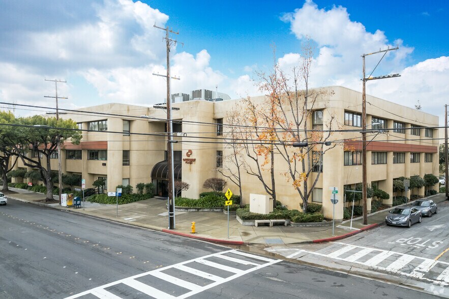 Primary Photo Of 1290 B St, Hayward Office For Lease