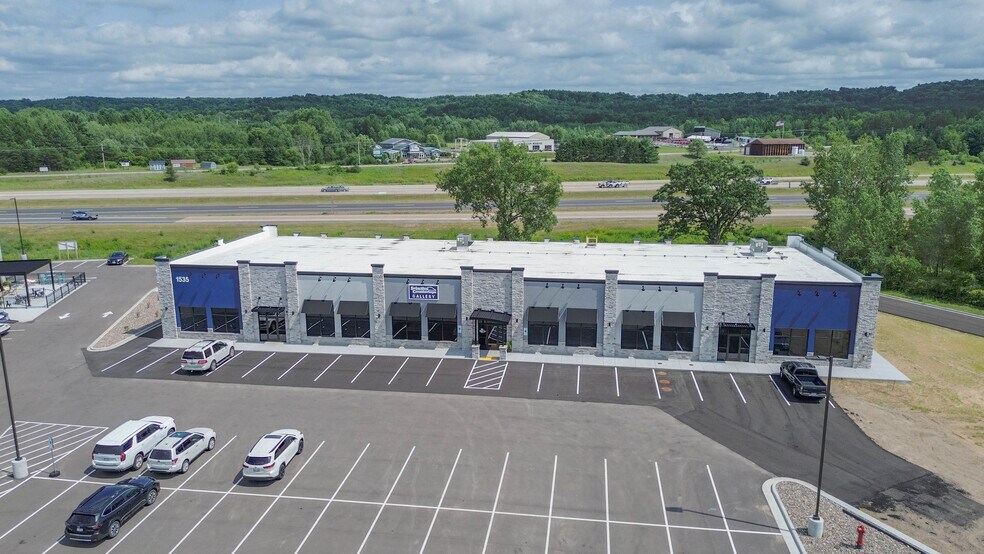 More Photos Of 1643 Commercial Blvd, Chippewa Falls Freestanding For Lease