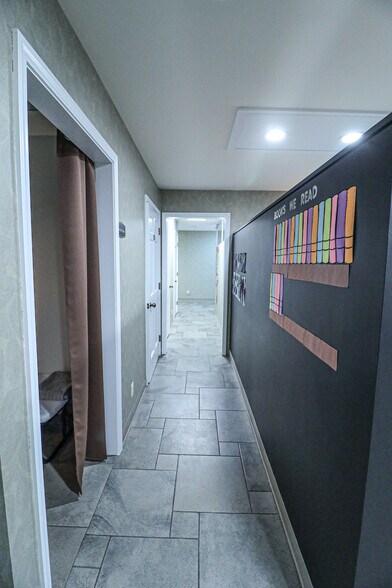 More Photos Of 4121 S Franklin St, Michigan City Office For Sale