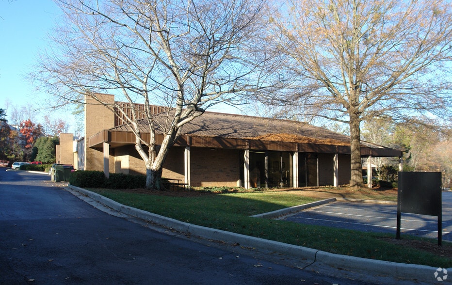 More Photos Of 3000 Business Park Dr, Norcross Unknown For Lease
