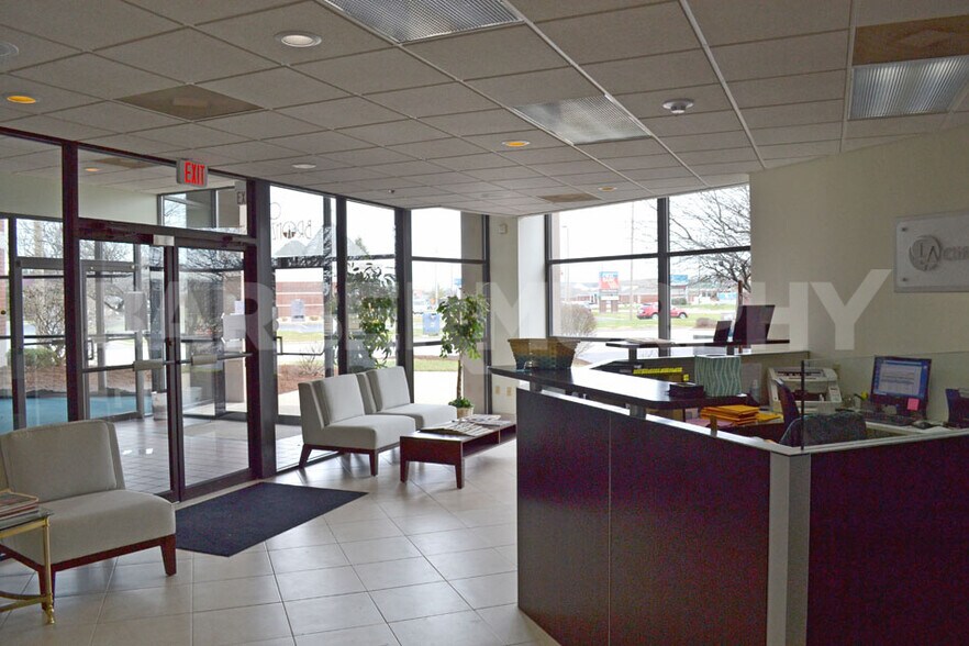 More Photos Of 1 Bronze Pointe Blvd, Swansea Office For Lease