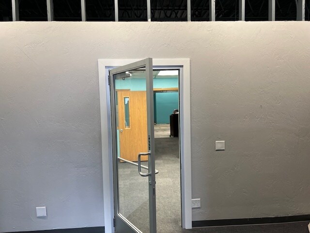 More Photos Of 211-219 S Walter Ave, Appleton Unknown For Lease