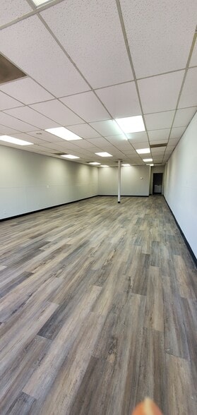 More Photos Of 16460 Kuykendahl Rd, Houston Unknown For Lease
