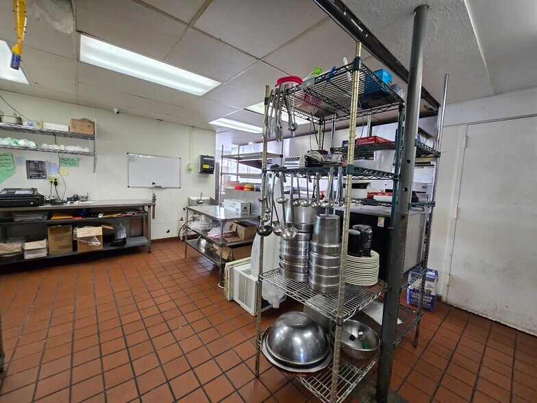 More Photos Of 365 E Main St, Waterloo Township General Retail For Sale