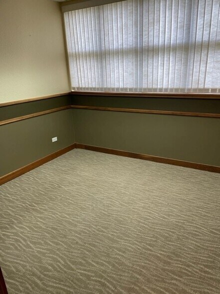 More Photos Of 805 S Broadway, Boulder Medical For Lease