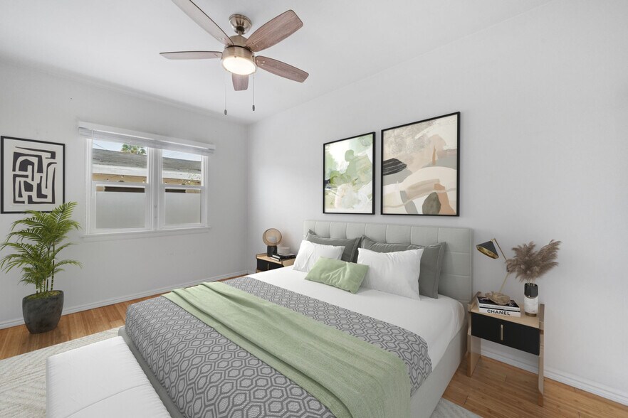 More Photos Of 1726 Abbot Kinney Blvd, Venice Apartments For Sale