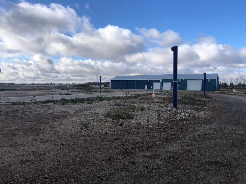 More Photos Of 49506 Range Rd, Calmar Warehouse For Sale