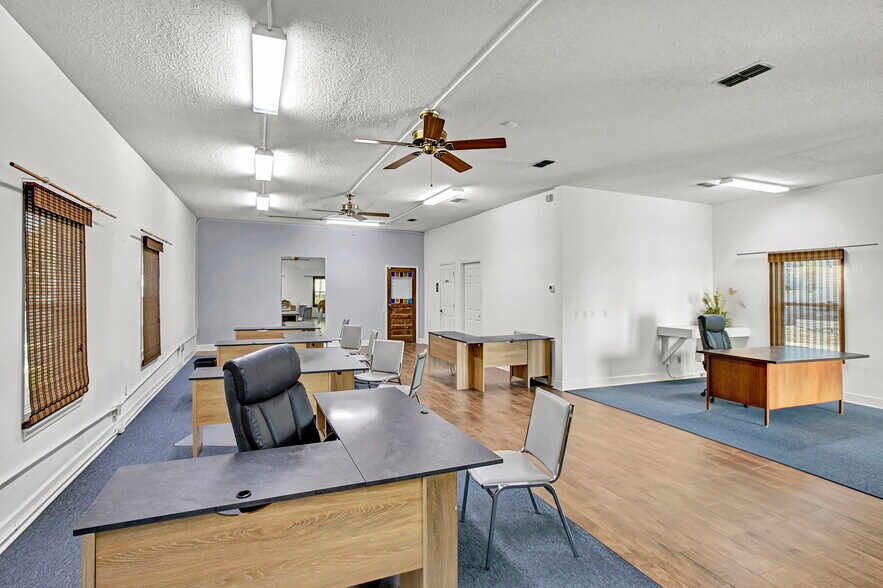 More Photos Of 803 3rd St N, Jacksonville Beach Storefront Retail Residential For Sale