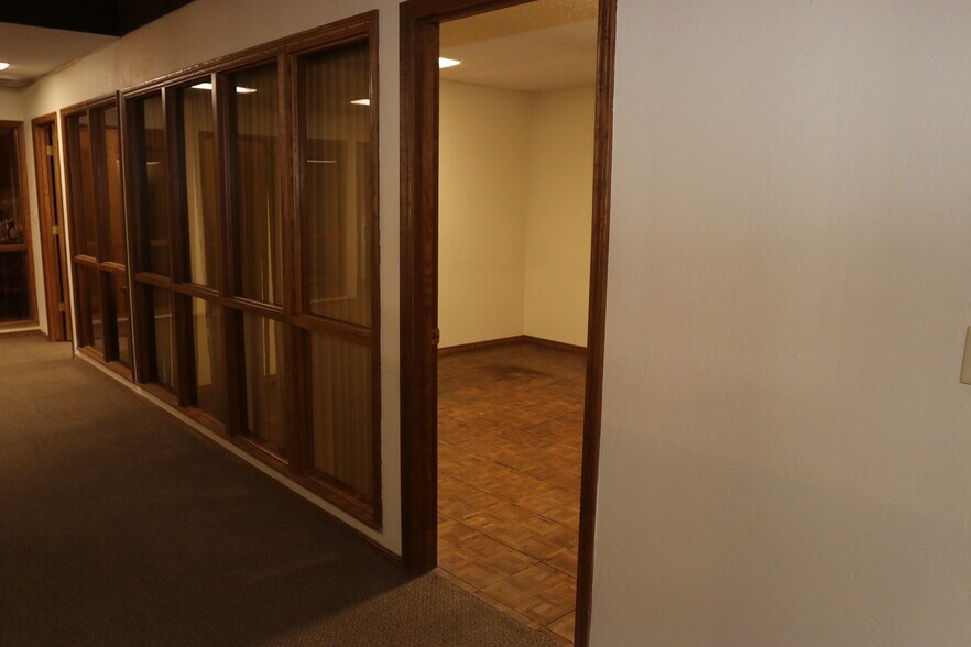 More Photos Of 428 E Southern Ave, Tempe Office For Sale