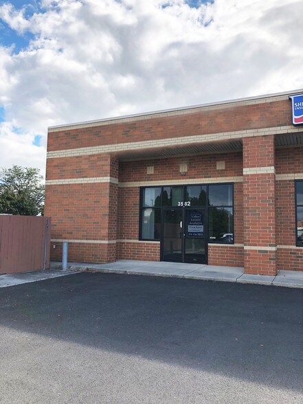 More Photos Of 3582-3600 Fishinger Blvd, Hilliard Storefront For Lease