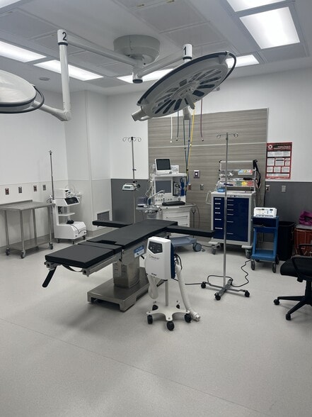 More Photos Of 1405 Baltimore Dr, Ames Medical For Sale