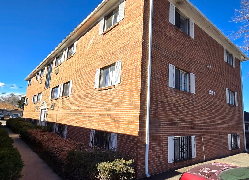 More Photos Of 1995-1997 Akron St, Aurora Apartments For Sale