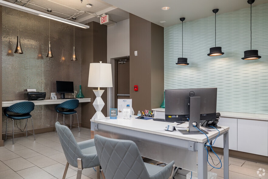 More Photos Of 930 Howell Mill Rd NW, Atlanta Apartments For Lease