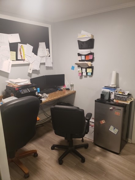 More Photos Of 182 Vermont Ave, Staten Island Light Distribution For Sale