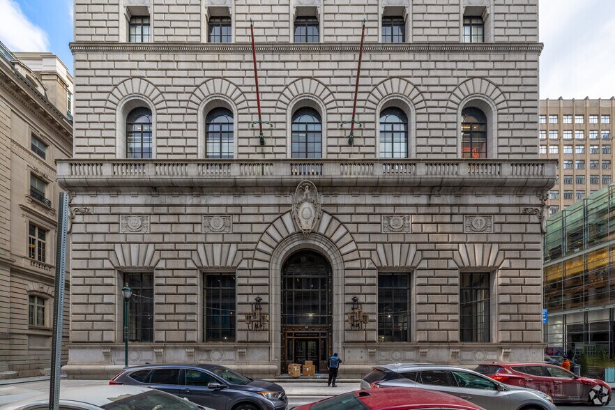 More Photos Of 1435-1441 Walnut St, Philadelphia Office For Lease