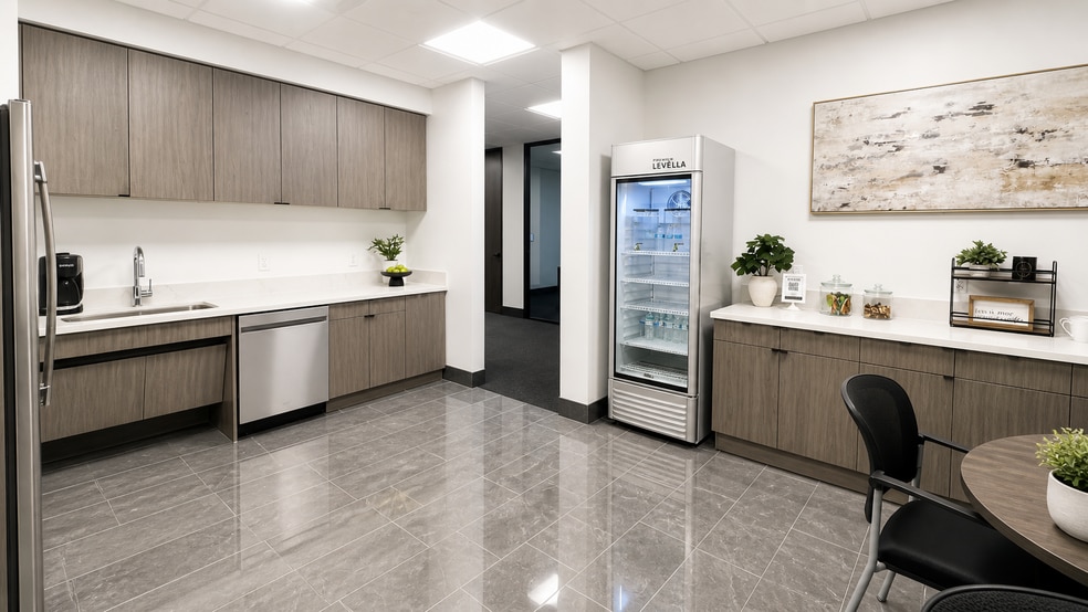 More Photos Of 211 Highland Cross Dr, Houston Office For Lease