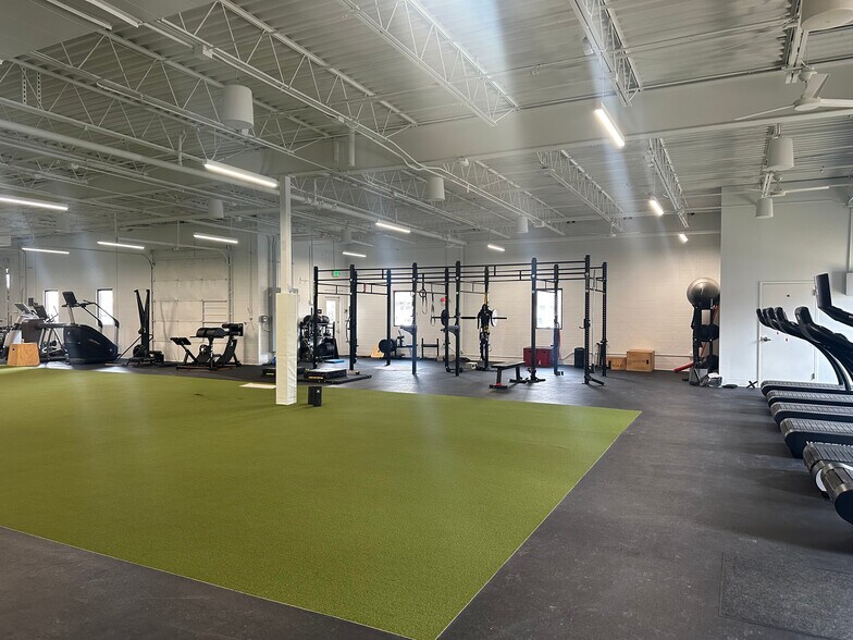 More Photos Of 5455 Spine Rd, Boulder Flex For Sale