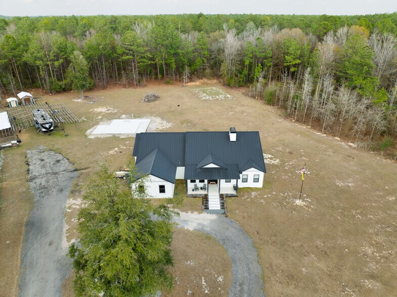 More Photos Of 6012 Long Branch Rd, Jacksonville Horse Stables For Sale