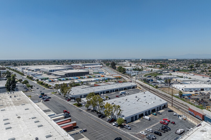 More Photos Of 14944 Shoemaker Ave, Santa Fe Springs Unknown For Lease