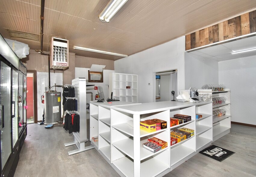 More Photos Of 193 Fairview Ave, Chicopee Restaurant For Sale