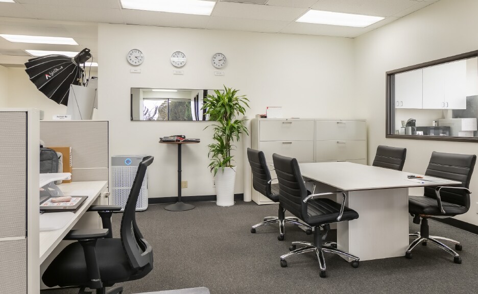 More Photos Of 2000 E 4th St, Santa Ana Office For Sale