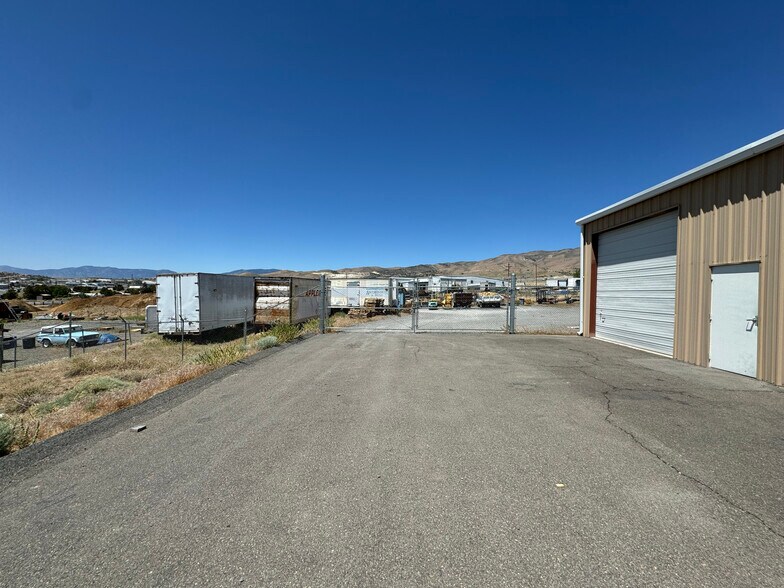 More Photos Of 53 Laxalt Dr, Carson City Warehouse For Sale