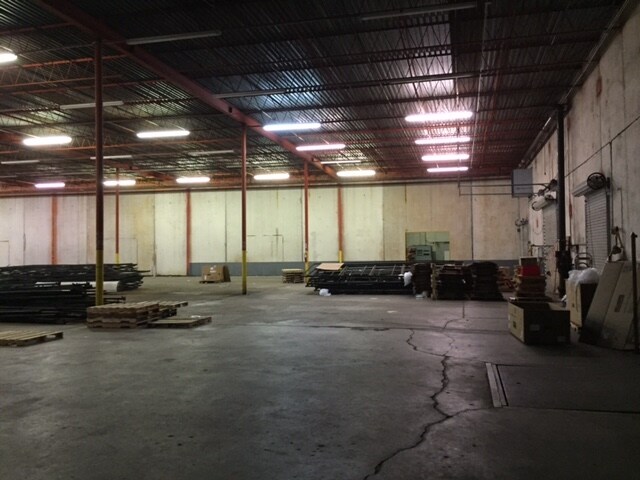 More Photos Of 10020 N Palafox St, Pensacola Distribution For Lease