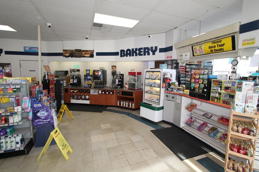 More Photos Of 1220 Janesville Ave, Fort Atkinson Storefront For Sale