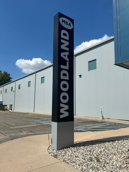 More Photos Of 2100 28th St SE, Grand Rapids Skating Rink For Lease