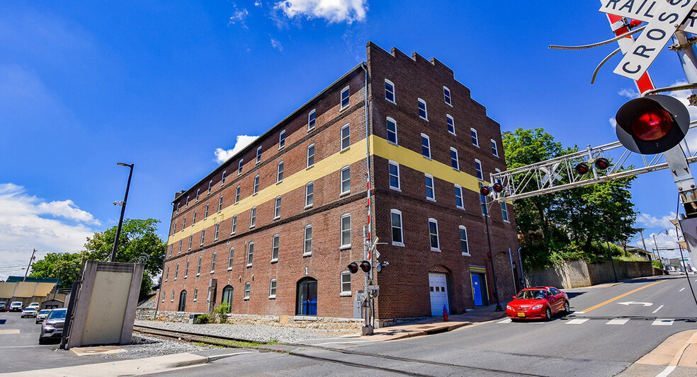 Primary Photo Of 135 W Market St, Harrisonburg Office Residential For Sale