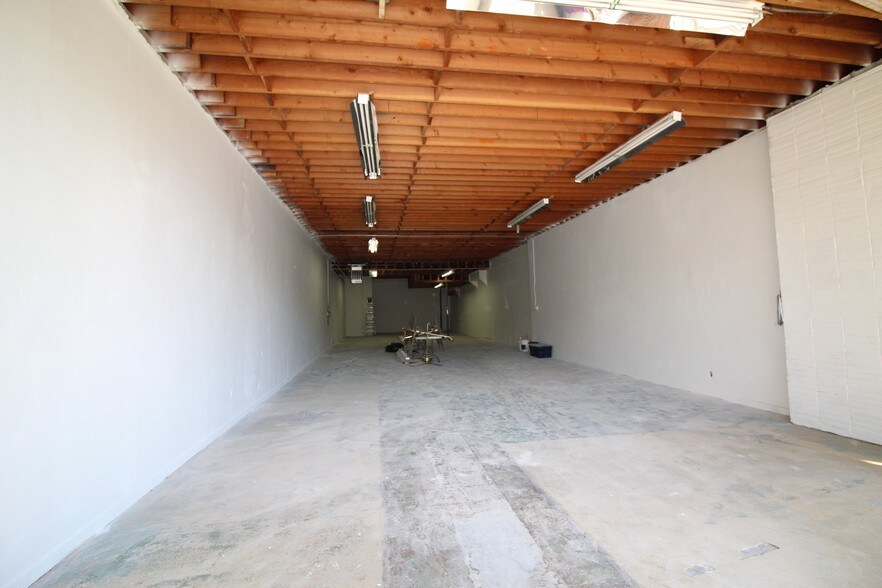 More Photos Of 6211 La Salle Ave, Oakland Storefront Retail Office For Lease